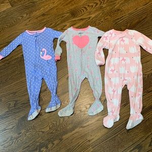 3 pair of Carter’s pajamas size 18 mo
